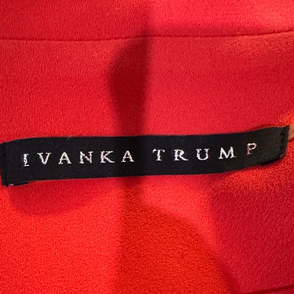 Ivanka Trump Vibrant Coral Blazer Size 4 Petite - Picture 4 of 8